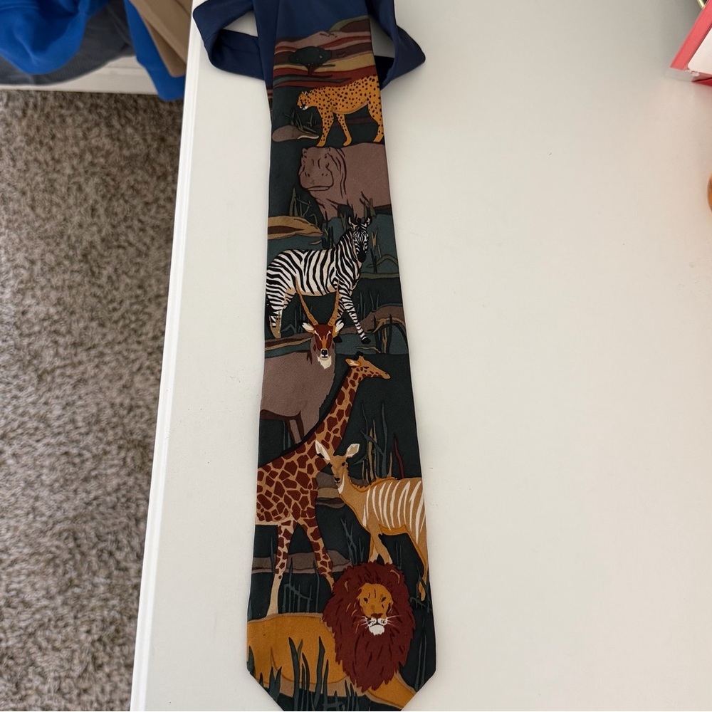 World Wildlife Fund WWF Vintage 90s Safari Animal Tie Silk